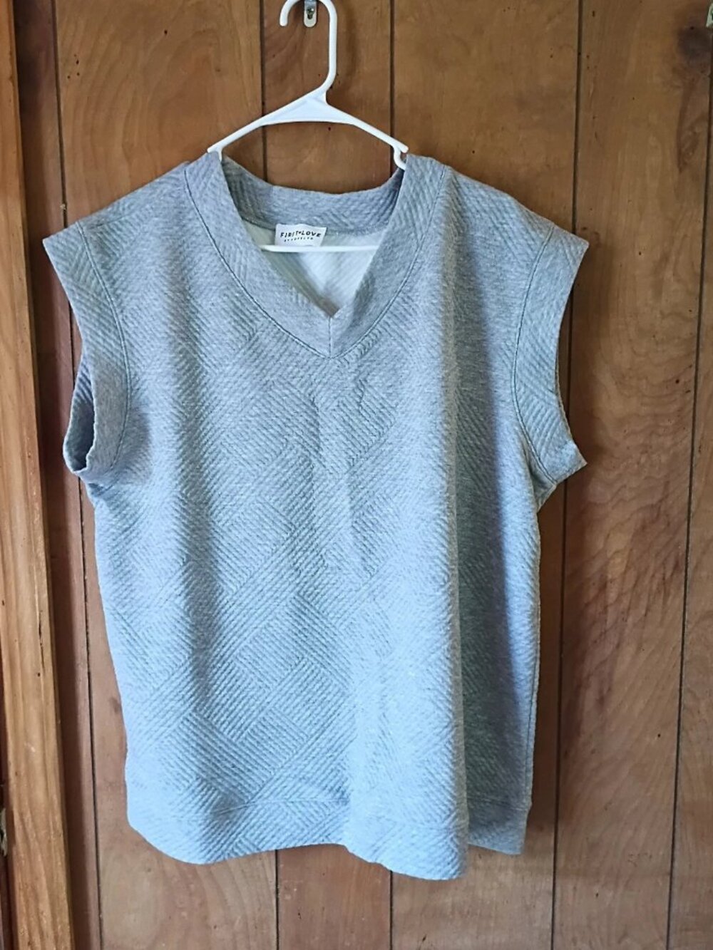First Love Womens Textured V Neck Drop Shoulder Sleeveless Top Gray Size L New